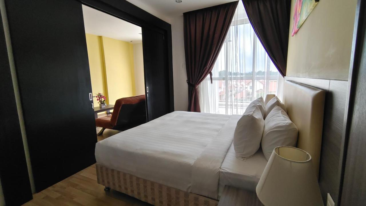 Metrasquare Hotel